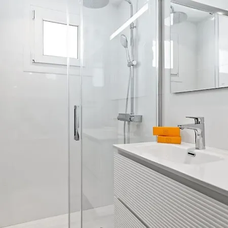 Apartment Unique 2br In Puerto Banus With Sea Views! *