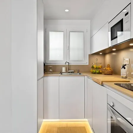 Apartment Unique 2br In Puerto Banus With Sea Views! Marbella